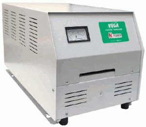 Однофазный стабилизатор напряжения VEGA 100 15 70 20